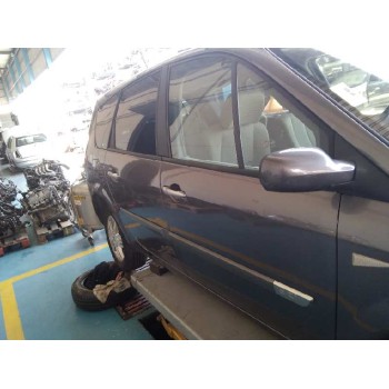 renault grand scenic del año 2004