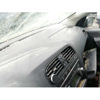 volkswagen polo (6r1) del año 2011