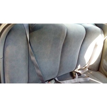 hyundai lantra berlina (rd) del año 2000