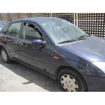 ford focus berlina (cak) del año 2000