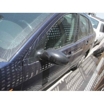 ford focus berlina (cak) del año 2000