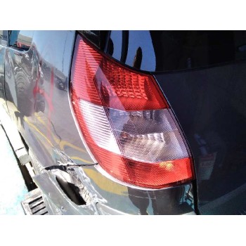 renault grand scenic del año 2004