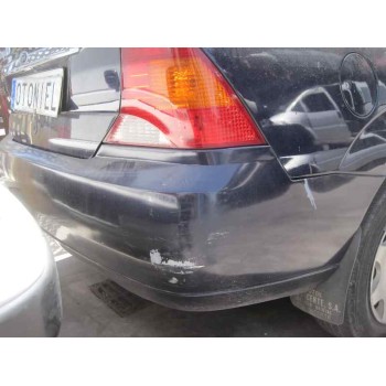 ford focus berlina (cak) del año 2000