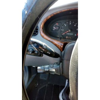 hyundai lantra berlina (rd) del año 2000