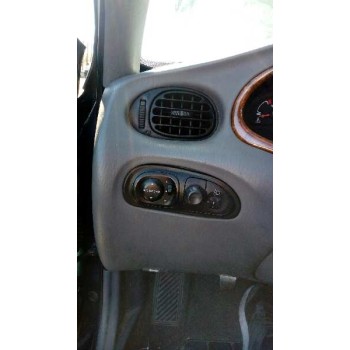 hyundai lantra berlina (rd) del año 2000