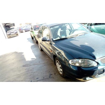 hyundai lantra berlina (rd) del año 2000