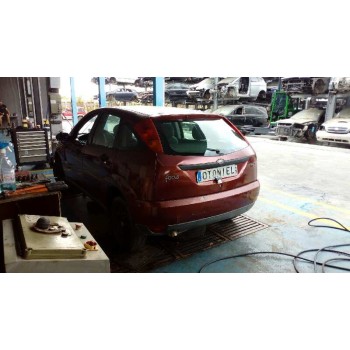 ford focus berlina (cak) del año 2000