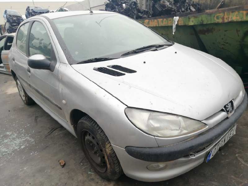 PEUGEOT 206 BERLINA