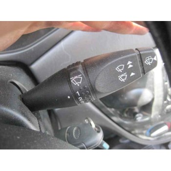 ford focus berlina (cak) del año 2000