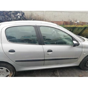 peugeot 206 berlina del año 1999