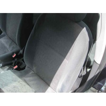 ford focus berlina (cak) del año 2000