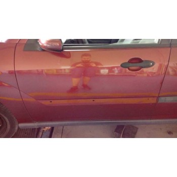 ford focus berlina (cak) del año 2000