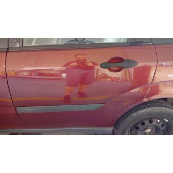 ford focus berlina (cak) del año 2000