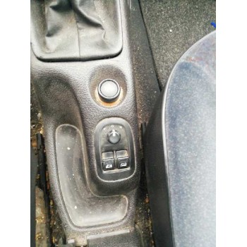 peugeot 206 berlina del año 1999