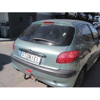 PEUGEOT 206 BERLINA