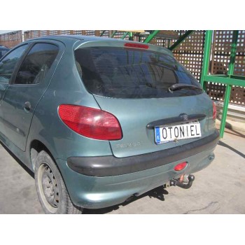 peugeot 206 berlina del año 2001