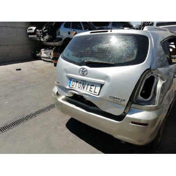 toyota corolla verso (r1) del año 2004