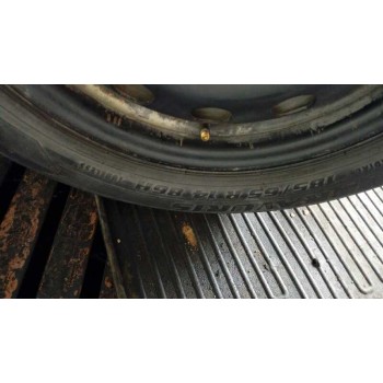 ford focus berlina (cak) del año 2000