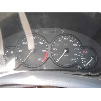 peugeot 206 berlina del año 2001