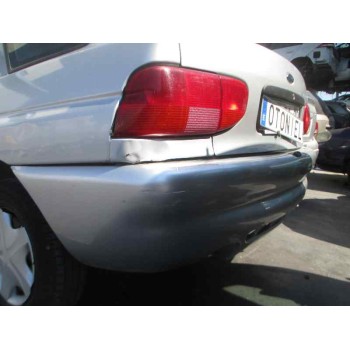 ford escort berlina del año 1998