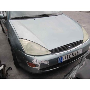 ford focus berlina (cak) del año 2000