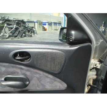 ford escort berlina del año 1998