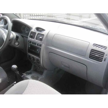 kia rio del año 2005