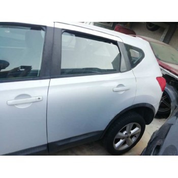 Recambio de puerta trasera izquierda para nissan qashqai (j10) acenta referencia OEM IAM  TIENE UN ROCE 5 PLAZAS