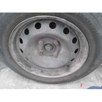 ford focus berlina (cak) del año 2000