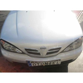 nissan primera berlina (p11) del año 2000