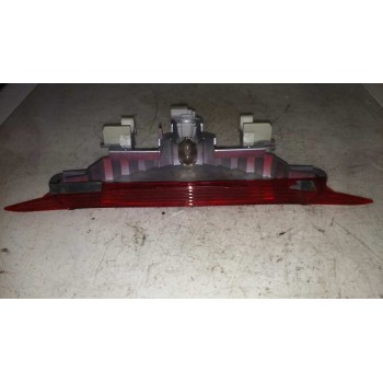 LUZ CENTRAL DE FRENO 