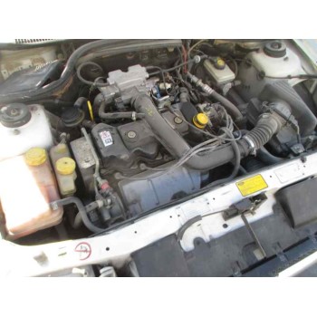 ford escort berlina del año 1998