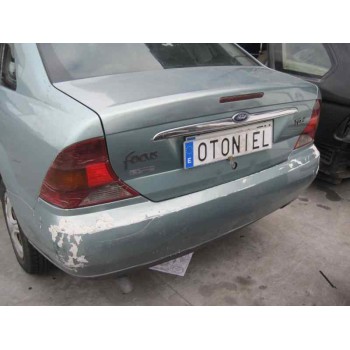 ford focus berlina (cak) del año 2000
