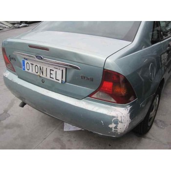 ford focus berlina (cak) del año 2000