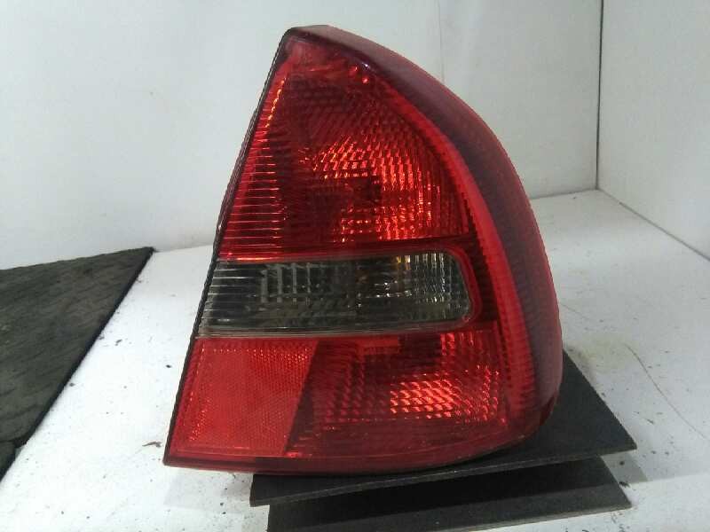 Recambio de piloto trasero derecho para mitsubishi carisma berlina 5 (da0) 1900 di-d avance referencia OEM IAM   EXTERIOR