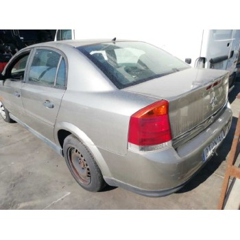 opel vectra c berlina del año 2003