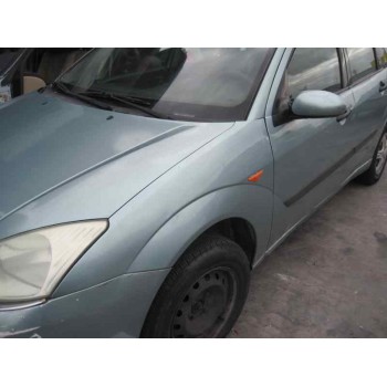 ford focus berlina (cak) del año 2000
