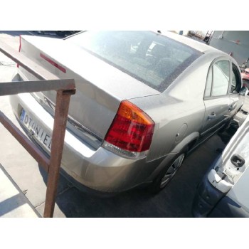 opel vectra c berlina del año 2003