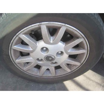 nissan primera berlina (p11) del año 2000