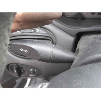 ford focus berlina (cak) del año 2002