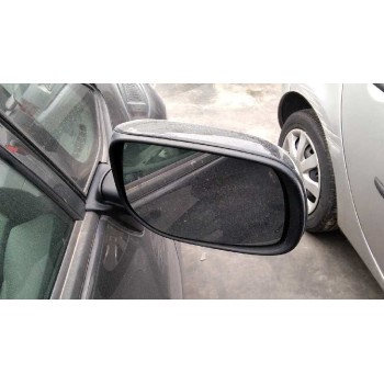 toyota auris del año 2010