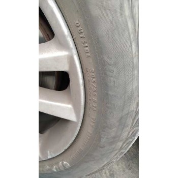 toyota auris del año 2010