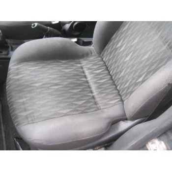 ford focus berlina (cak) del año 2002