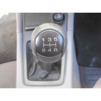 nissan primera berlina (p11) del año 2000