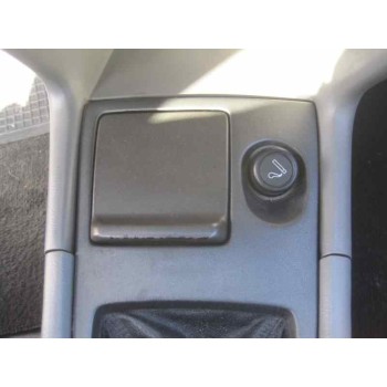 nissan primera berlina (p11) del año 2000