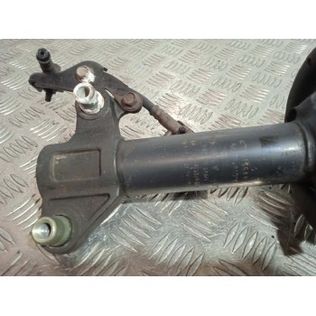 Recambio de amortiguador delantero izquierdo para nissan primera berlina (p12) acenta referencia OEM IAM 54303B001  