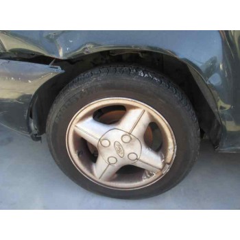 ford fiesta berlina del año 1997