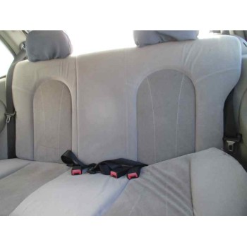 ford fiesta berlina del año 1997