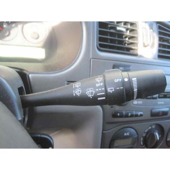 nissan primera berlina (p11) del año 2000