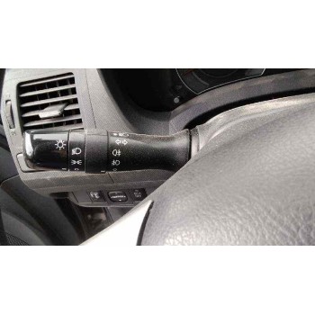 toyota auris del año 2010